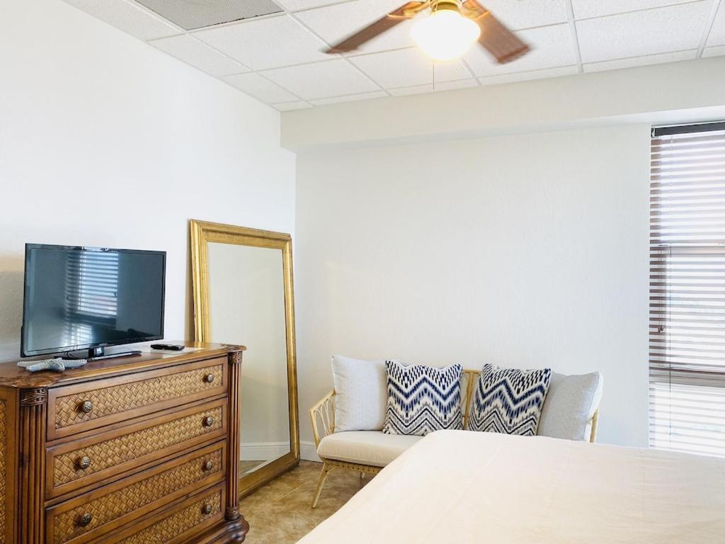 Ocean Front Penthouse Suite Panoramic Views Of Gulf,Pensacola Beach,Pier, & Bay エクステリア 写真