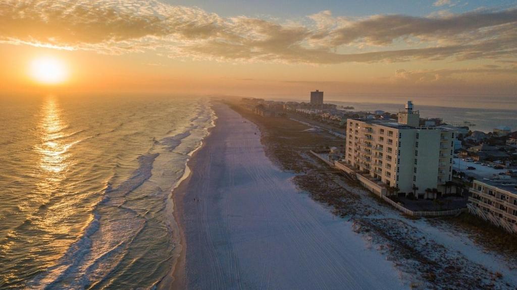 Ocean Front Penthouse Suite Panoramic Views Of Gulf,Pensacola Beach,Pier, & Bay エクステリア 写真